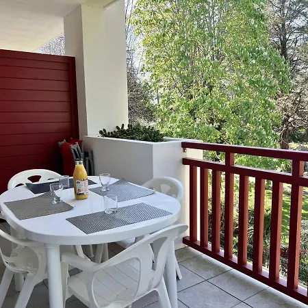 Cambo-les-bains, 3 Pièces, 4 Personnes - Fr-1-495-22 Appartement Cambo-les-Bains